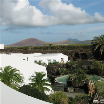 Bekijk de indrukwekkende kunstwerken in het museum van Casa de los Volcanes